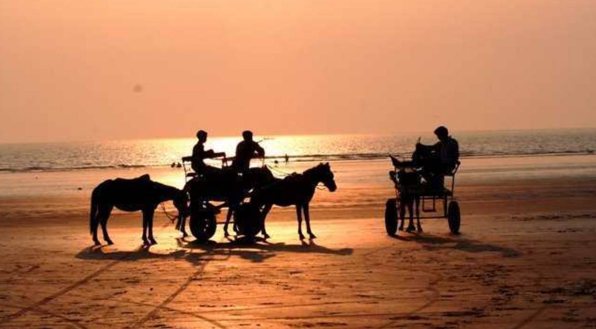 best beach resort in murud