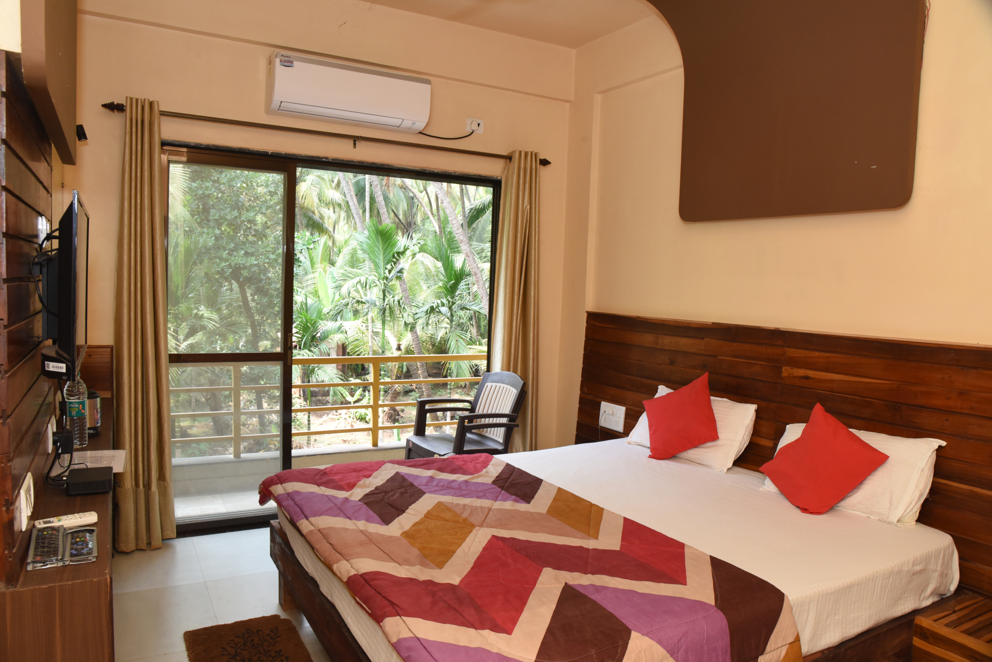 luxury resort near murud