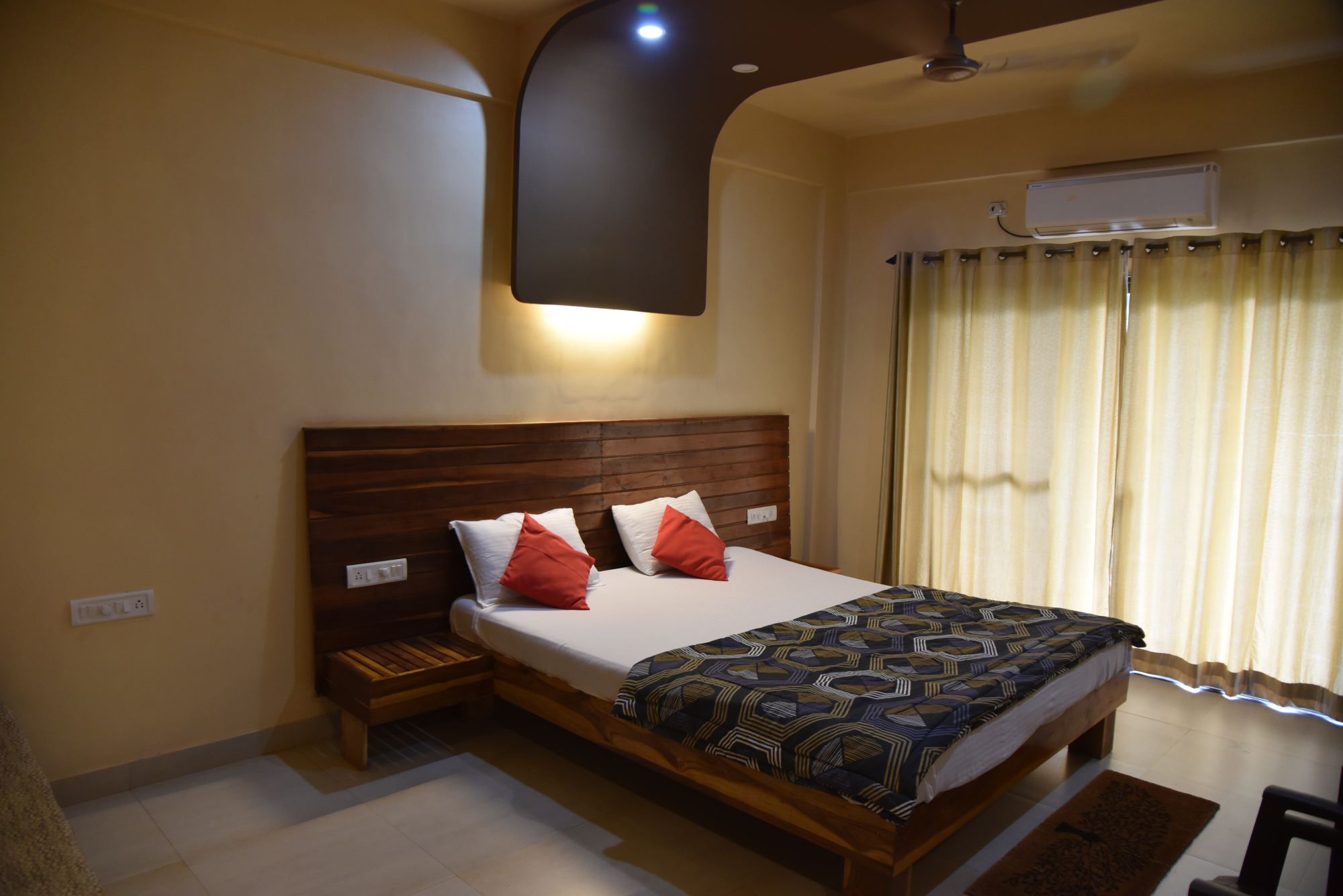 best resort rooms in murud