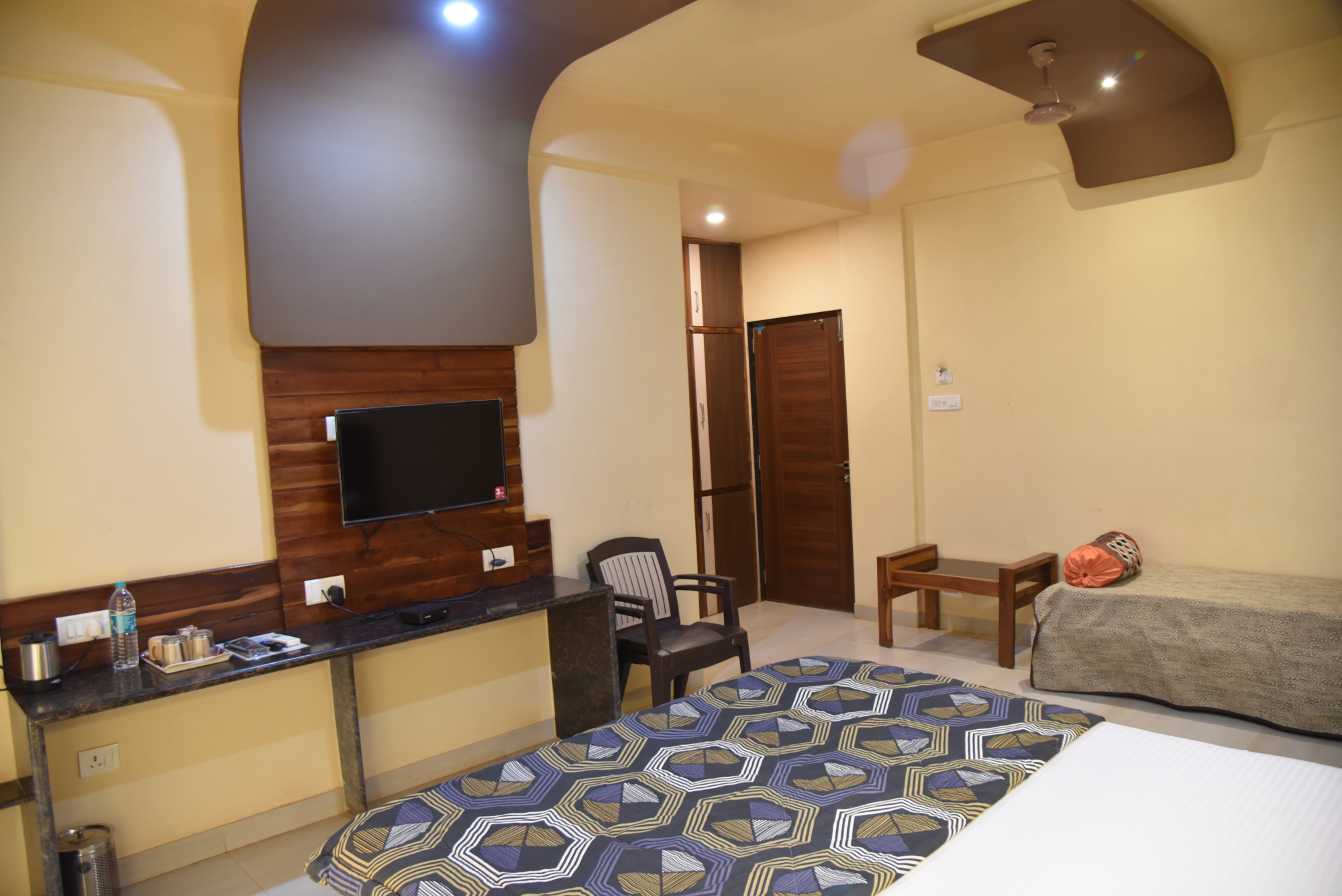 best sea view suite room in murud