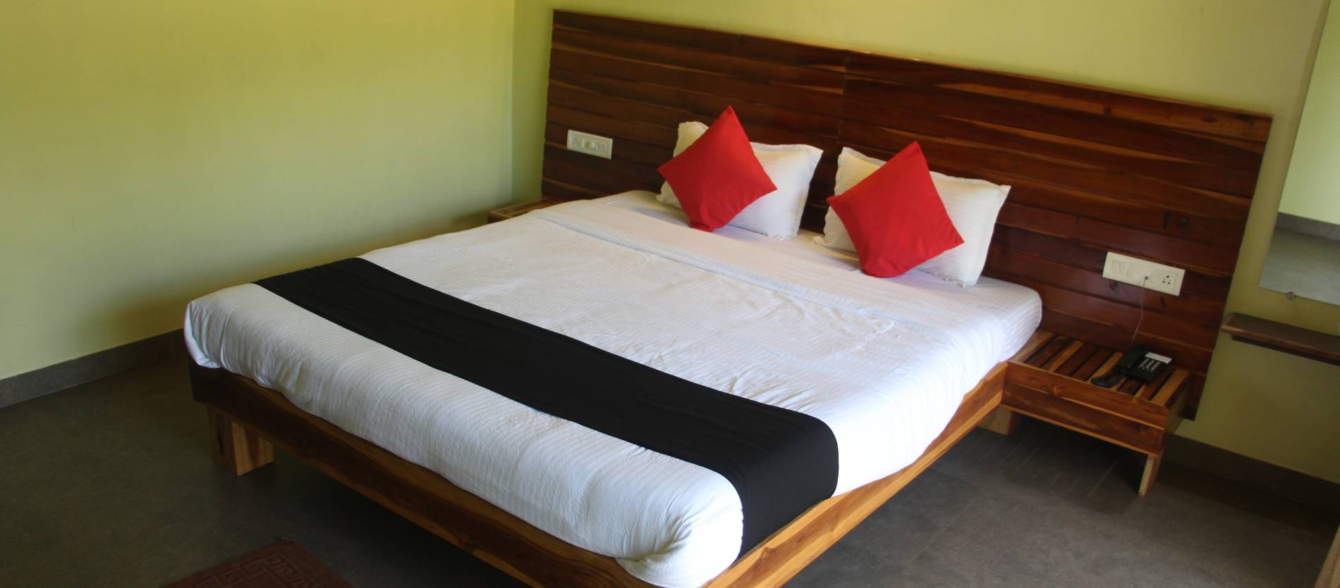 luxury resort near murud